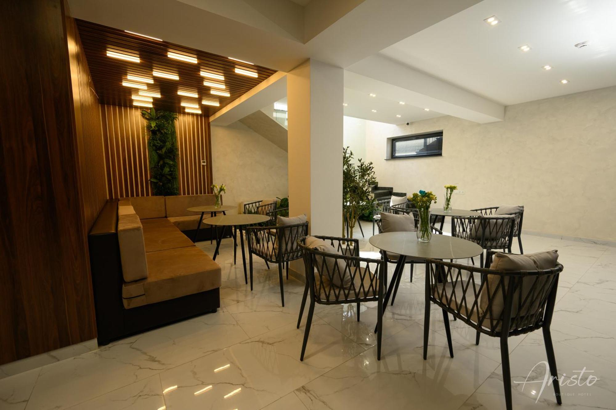 Aristo Boutique Hotel Artashat Екстериор снимка